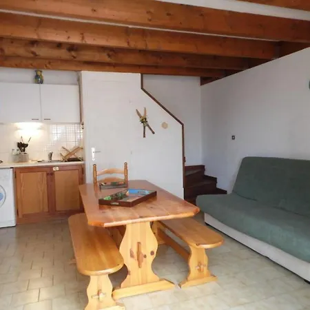 Apartament Santolines *